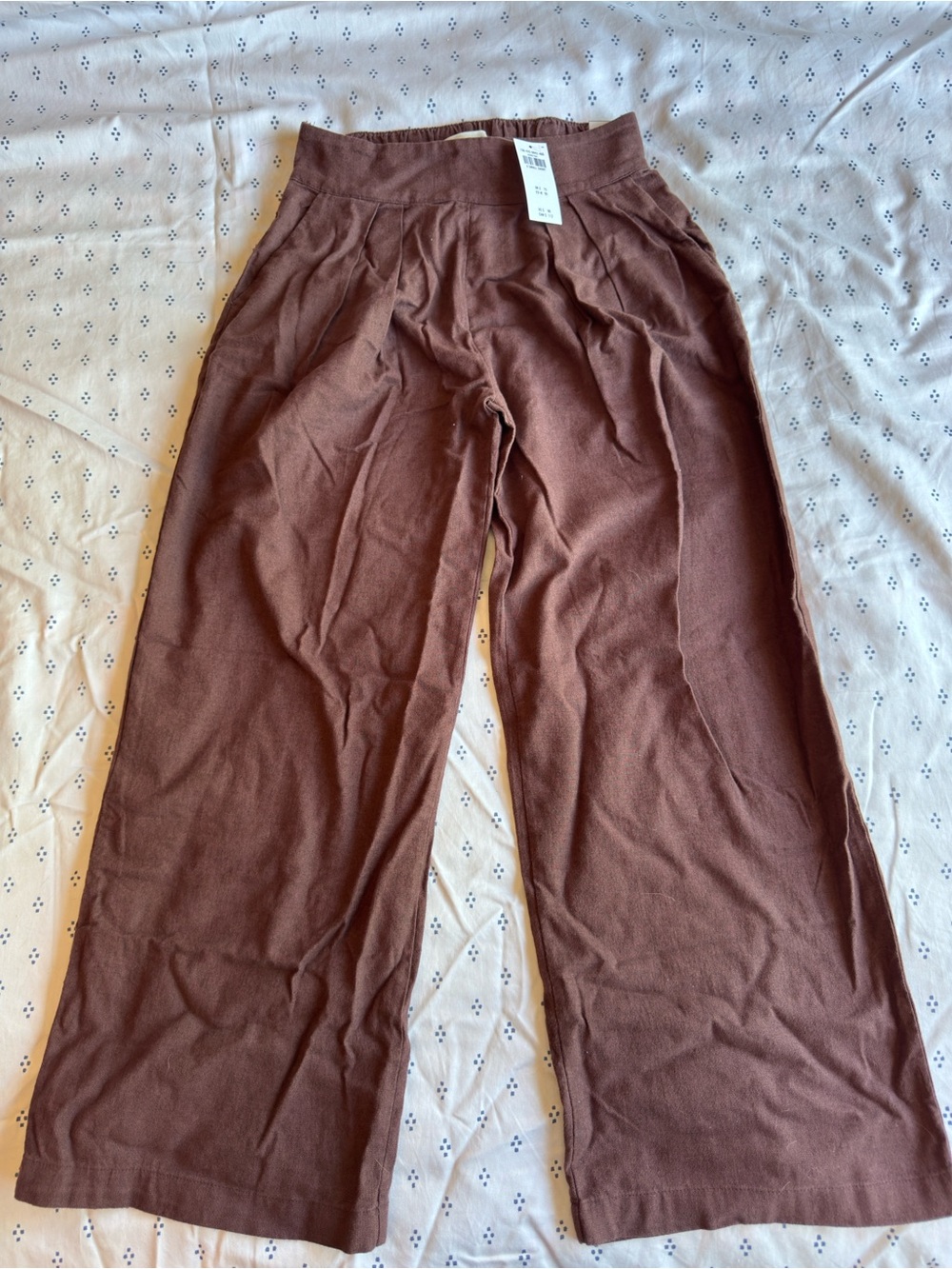 Abercrombie & Fitch Wide-Leg Pants in Dusty Brown - Picture 4 of 4